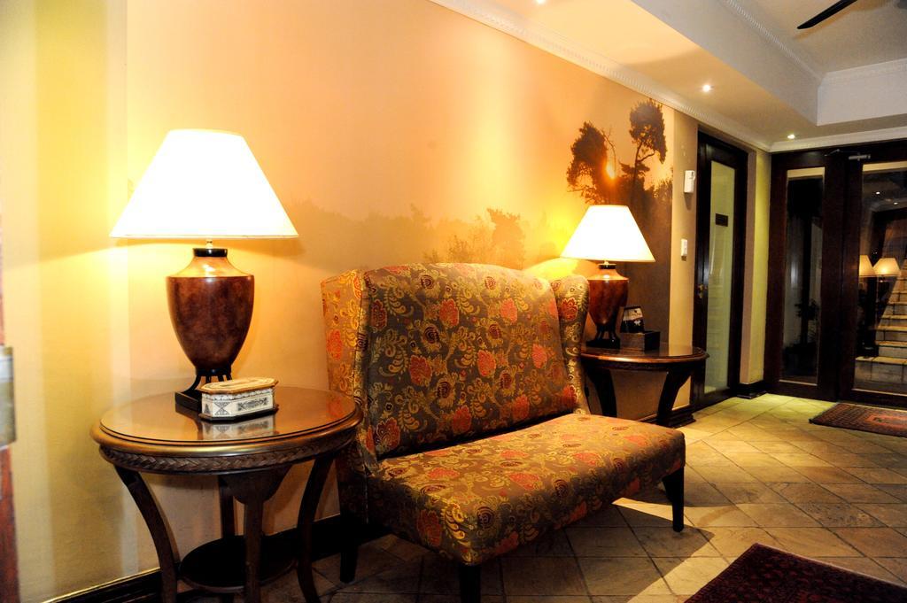 Anta Boga Hotel Μπλουμφοντέιν Εξωτερικό φωτογραφία